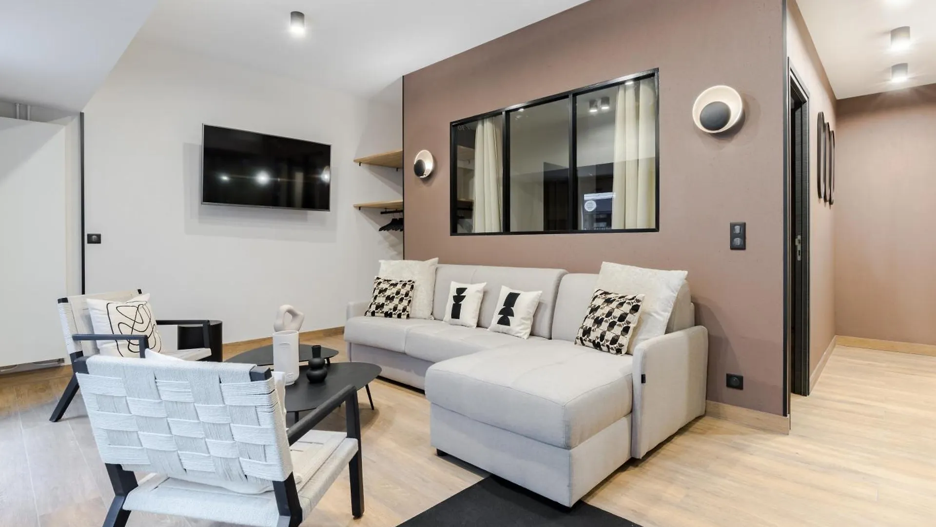 Hsh Parmentier-Couronnes I Appartement Design 6P-2Br Paris